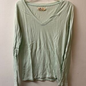 Hollister Light Green V-Neck Long Sleeve Tee